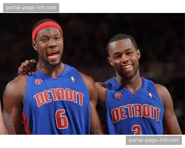 芝加哥天空队宣布与澳大利亚后卫克里斯蒂·华莱士签约