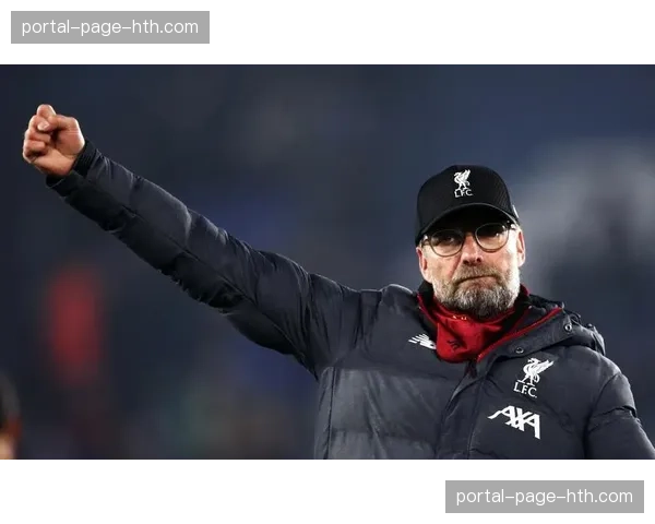 战术板:剖析赫罗纳高位逼抢体系在本轮的成功应用 战术板:剖析赫罗纳高位逼抢体系在本轮的成功应用